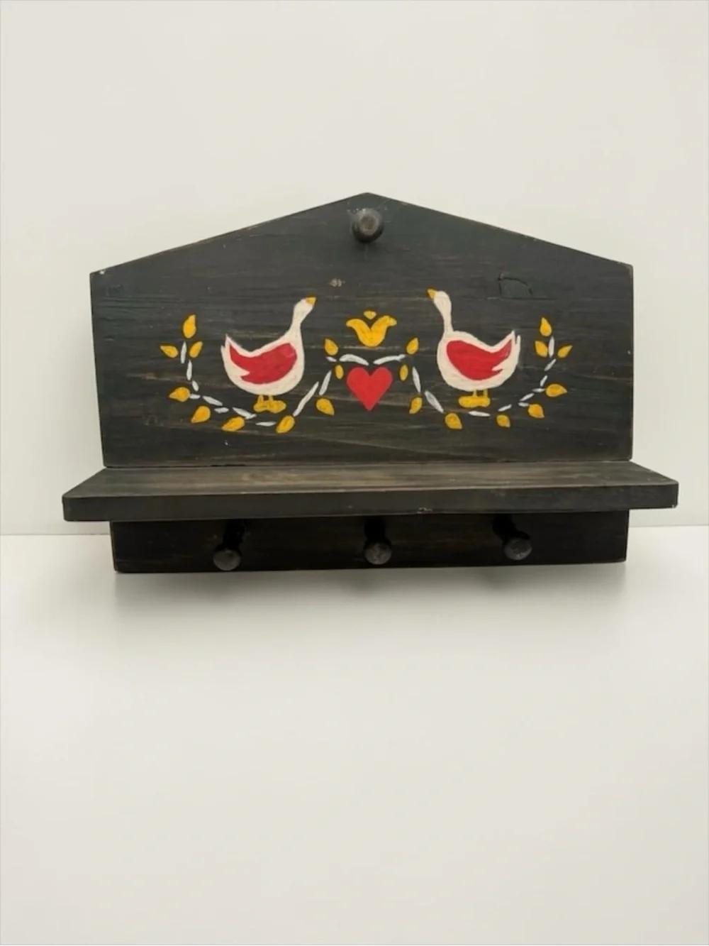 Vintage 80s Wooden Shelf w/ Pegs & Hand Painted Geese & Hearts Rack Trinket EUC